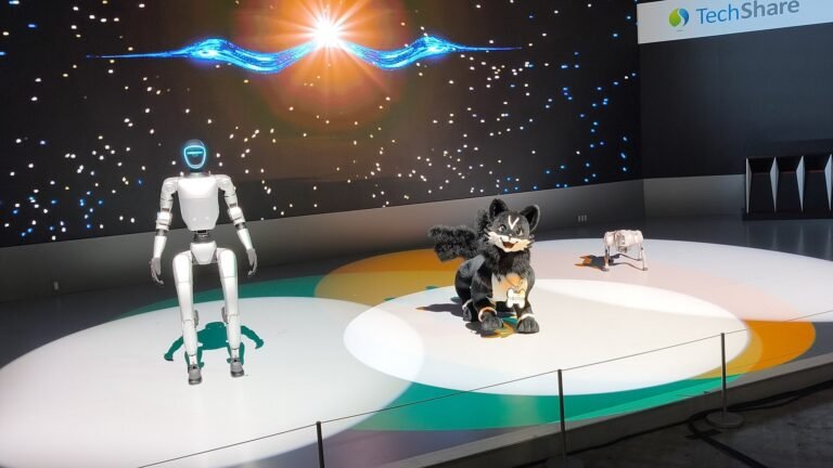 O humano contra o robô da REK: o que havia por trás do chute