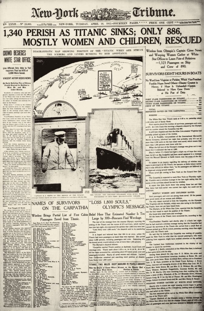 Primeira página de jornal com manchete em letras grandes sobre o naufrágio.